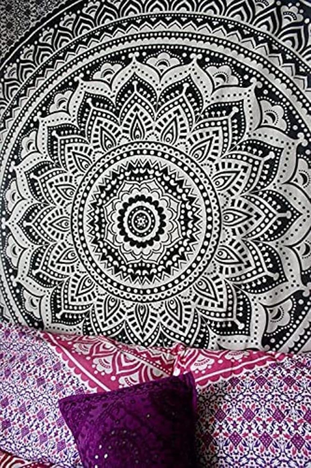 Traditional Mandala Hippie Wall Hanging, Cotton Ombre Tapestry (Grey/Black)