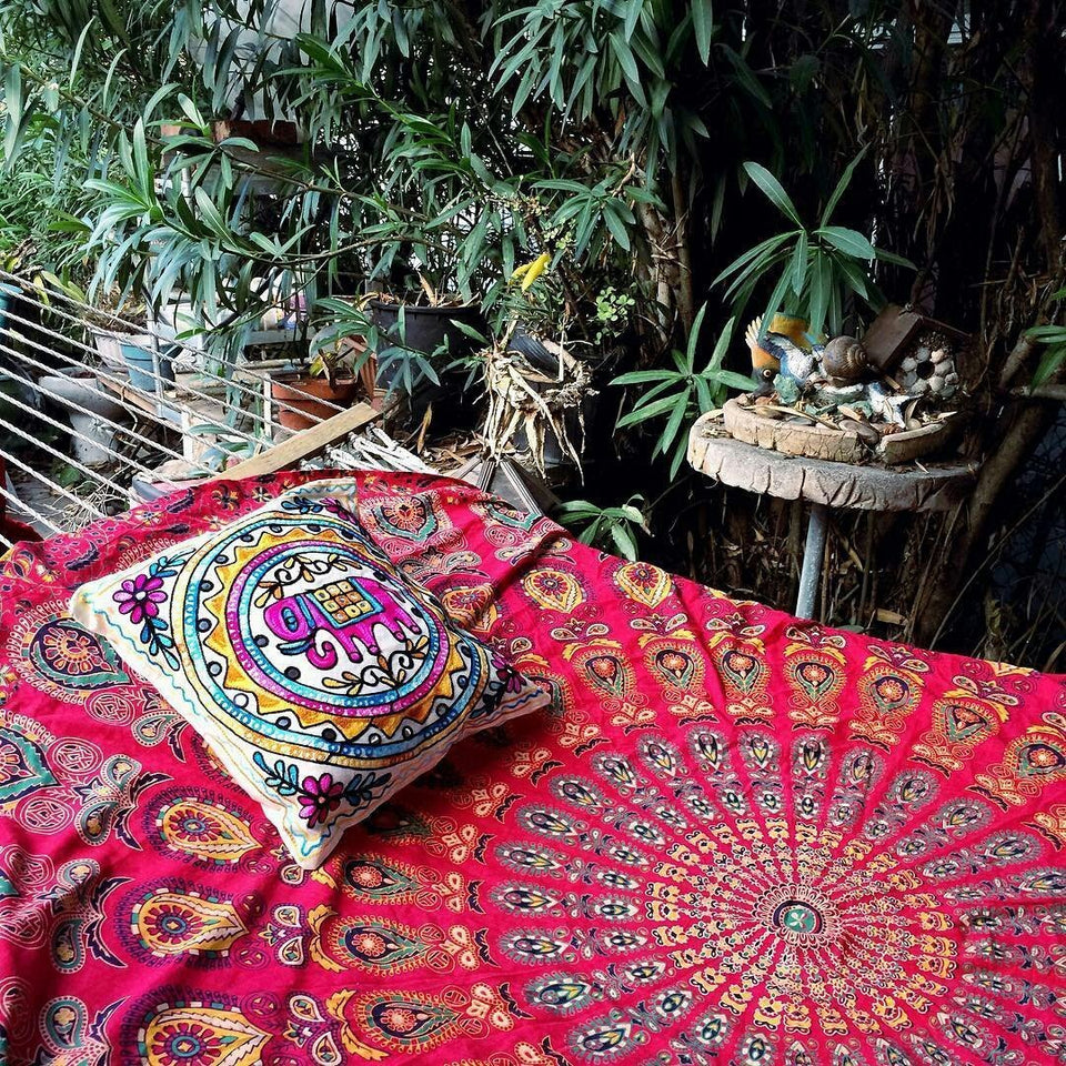 Hippie Bohemian Psychedelic Peacock Mandala Wall Hanging Bedding Tapestry (Golden Red)